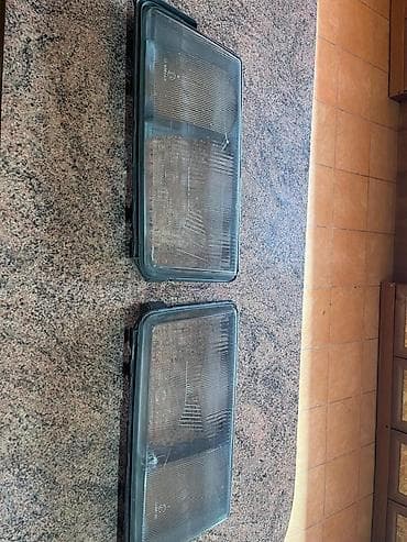 Комплект передних фар Mercedes-Benz