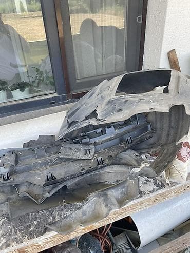 Аксессуары и тюнинг: Комплект кузовного обвеса оригинал и аналог BMW F30: - Передний бампер — 3