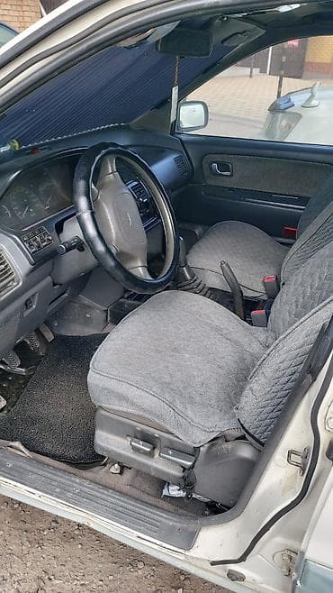 geely coolray 2025: Mitsubishi Space Wagon: 1993 г., 2 л, Механика, Бензин, Универсал — 5