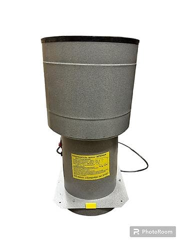 Измельчитель зерна «Хрюшa» Описание: - Электрический зернодробилка