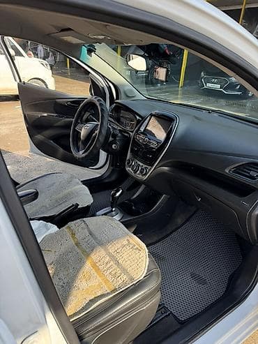 ae 86: Chevrolet Spark: 2016 г., 0.1 л, Автомат, Бензин, Седан — 4