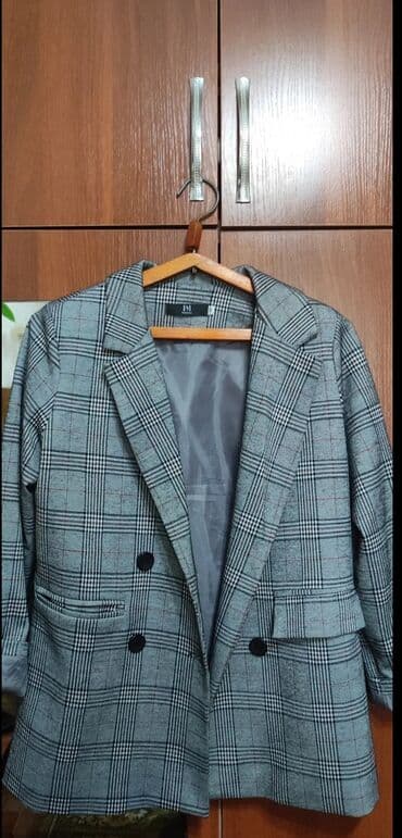 пиджаки женские бишкек: Пиджак женский размер 48-50 — 1
