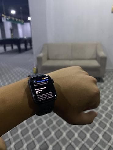 компьютер набор: Apple Watch Series 7 (модель A2352), корпус темный, спортивный — 3