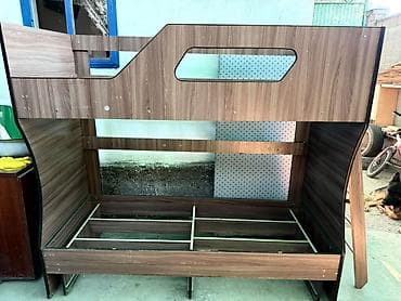 sofa bed: Двухъярусная кровать из ЛДСП с матрасами, Б/У, 1.80×75см, (самовывоз) — 2