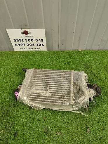 forester 2003: Интеркулер Subaru Legacy BL5, двигатель 2.0 EJ20, год 2005. - — 1