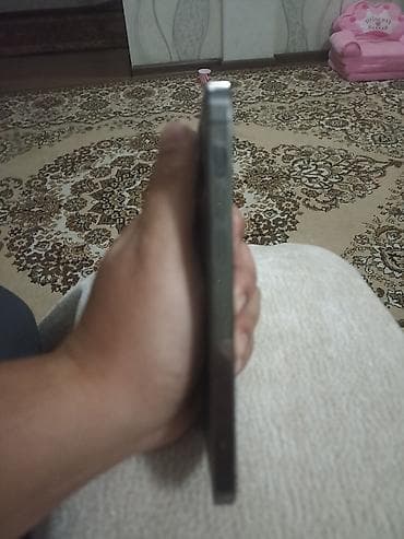 google pixel 6 pro: IPhone 12 Pro, Графит — 4