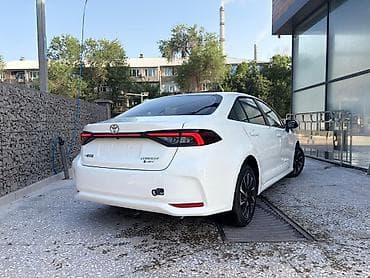 corolla s: Toyota Corolla: 2026 г., 1.8 л, Гибрид, Седан — 4