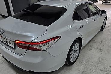 краун crown: Toyota Camry: 2019 г., 2.5 л, Вариатор, Гибрид, Седан — 7