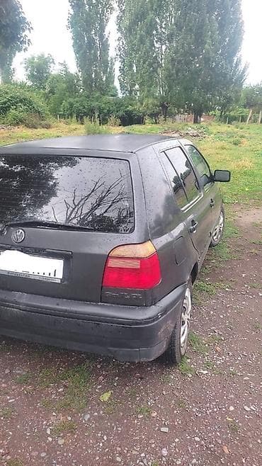 Продажа авто: Volkswagen Golf: 1992 г., 1.8 л, Хэтчбэк — 3