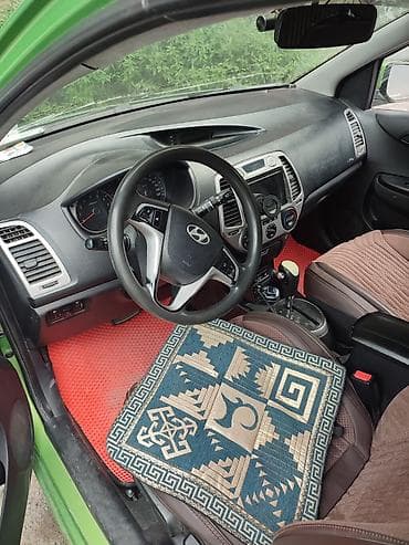 Унаа сатуу: Hyundai i20: 2010 г., 1.4 л, Автомат, Бензин, Хетчбек — 3