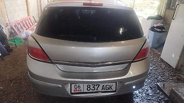 Vauxhall Astra: 2005 г., Хэтчбэк