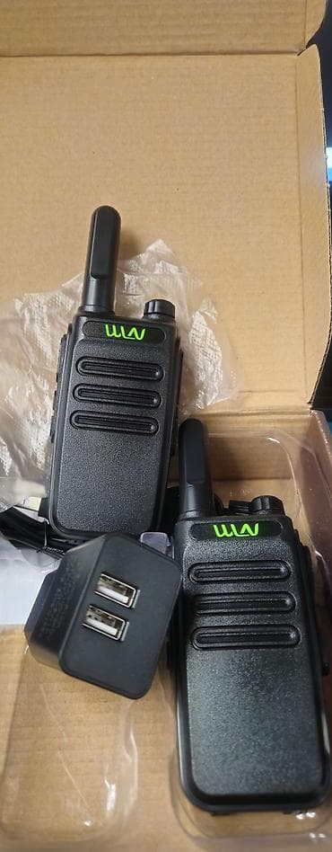 Рации WLN KD-C 30. Заряд от USB. Дальность примерно 2-5км. В