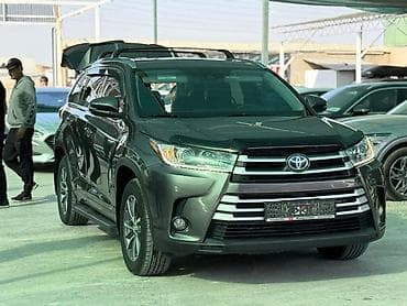 Toyota Highlander: 2017 г., 3.5 л, Вариатор, Гибрид, Внедорожник