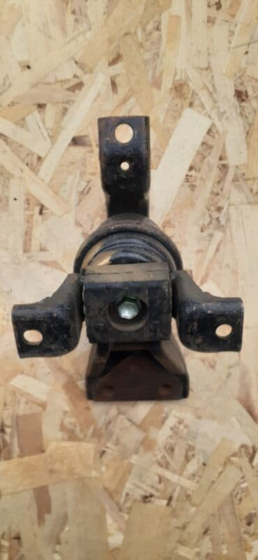 бу подъемник для сто: Подушка мотора Mitsubishi 2004 г., Б/у, Оригинал, Япония — 3