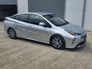 Toyota Prius: 2019 г., 1.8 л, Автомат, Гибрид, Хэтчбэк