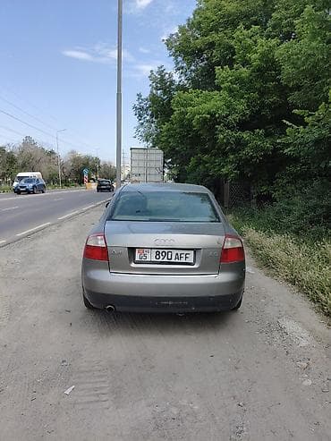 q 7: Audi A4: 2002 г., 2 л, Механика, Бензин, Седан — 1