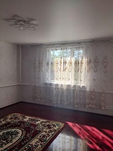 4 комнатный: Дом в центре г. Чолпон-Ата - Участок 4 сотки, огороженный двор, въезд — 5