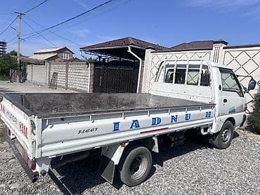 Hyundai Porter: 2002 г., 2.5 л, Механика, Дизель
