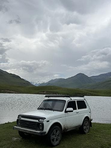 Унаа: ВАЗ (ЛАДА) 4x4 Niva: 2002 г., 1.7 л, Жол тандабас — 1