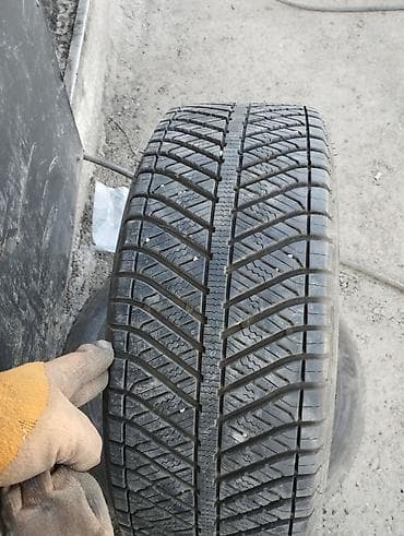 215/55/R16 резина привозная с Европы. Год выпуска 2023, состояние под