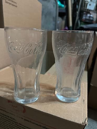 Стеклянные стаканы Coca‑Cola - Оригинальная форма «контур бутылки» -