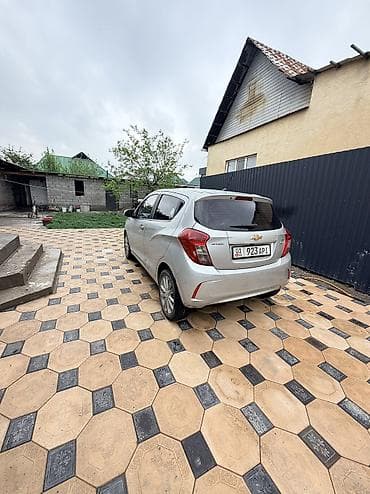spark premier: Chevrolet Spark: 2017 г., 1 л, Автомат, Бензин, Хэтчбэк — 4