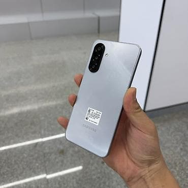 a21 s: Samsung Galaxy A17, Б/у, 128 ГБ, цвет - Серебристый, 2 SIM — 1