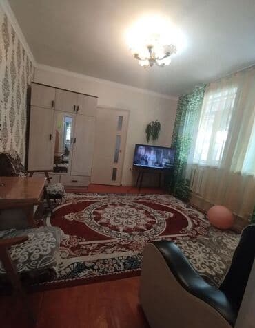 пол дом в бишкеке: Полдома, 50 м², 3 комнаты, Риэлтор, Косметический ремонт — 1