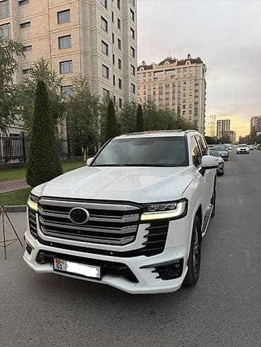 Toyota Land Cruiser: 2022 г., 3.5 л, Автомат, Бензин, Внедорожник — 1