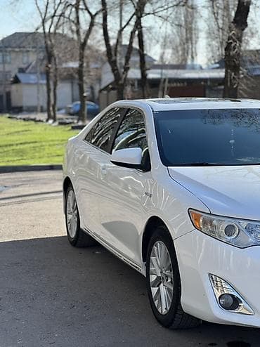 Toyota: Toyota Camry: 2012 г., 2.5 л, Вариатор, Гибрид, Седан — 2