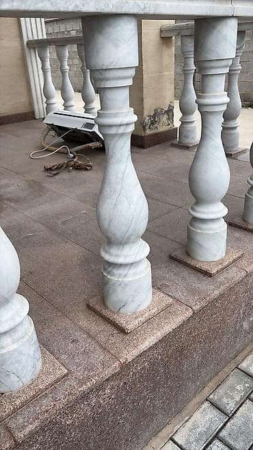 уго: Готовая балясина, Материал: Мрамор, Для крыльца, Б/у — 3