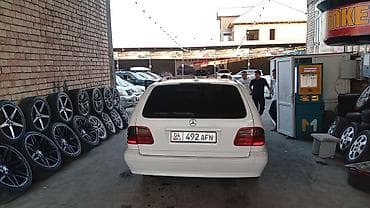 mers c class: Mercedes-Benz E-Class: 2001 г., 2.2 л, Автомат, Дизель, Универсал — 1