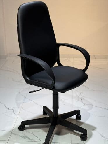 Офисное кресло, С колесиками, цвет - Черный, Экокожа