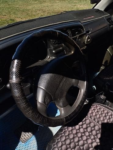 bwv e34: Volkswagen Vento: 1993 г., Ручные, Седан — 3