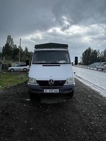 Легкий грузовик, Mercedes-Benz, Дубль, 2 т, Б/у at lalafo.kg Легкий грузовик, Mercedes-Benz, Дубль, 2 т, Б/у