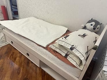 Кровати: Односпальная кровать, С ящиком для хранения, длина - 195 см — 1