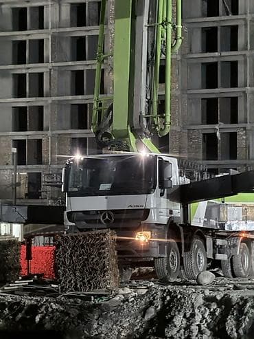 full construction: Бетононасос, Mercedes-Benz — 2