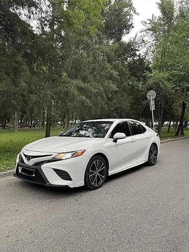 Toyota Camry: 2018 г., 2.5 л, Автомат, Бензин, Седан at lalafo.kg Toyota Camry: 2018 г., 2.5 л, Автомат, Бензин, Седан