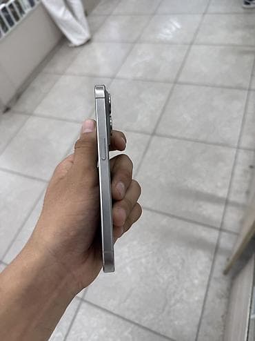 iphone 11 pro graphite: Apple iPhone — 6