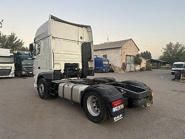 camry 70 gibrid: Грузовик, DAF, Б/у — 4