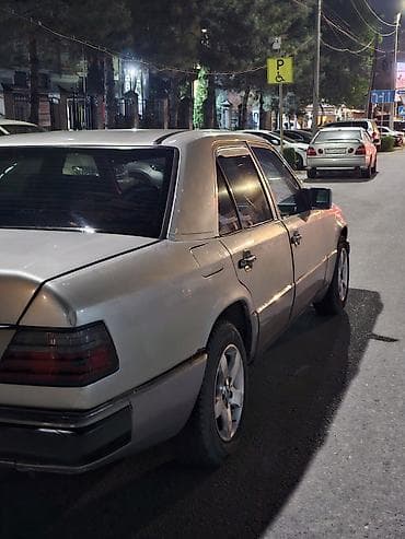 mers 220: Mercedes-Benz W124: 1991 г., 2 л, Механика, Бензин, Седан — 4