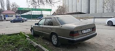 tom ford: Mercedes-Benz W124: 1992 г., 2 л, Ручные, Бензин, Седан — 4