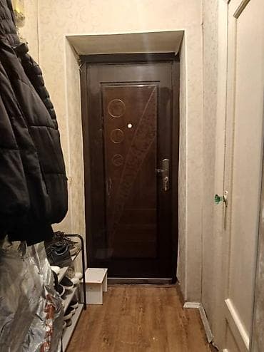 Батирлер: 2 бөлмө, 43 м², Хрущевка, 2 кабат, Эски ремонт — 3