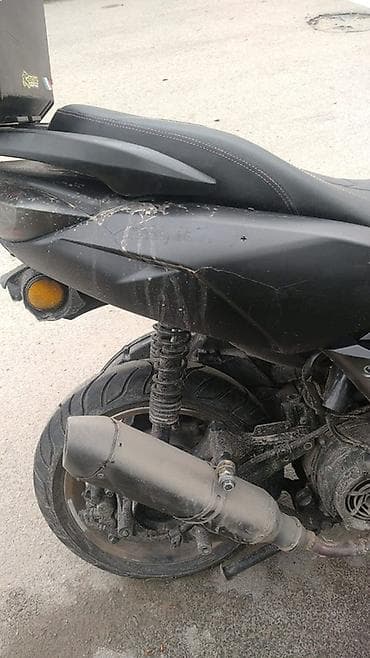 ск шерой: Скутер LYMOTO (черный), макси-класс, автомат. Z Max 200 куб на ходу — 6