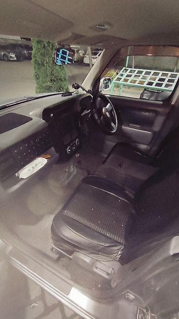 wuling mini ev: Nissan Cube: 2003 г., 1.4 л, Автомат, Бензин, Минивэн — 6