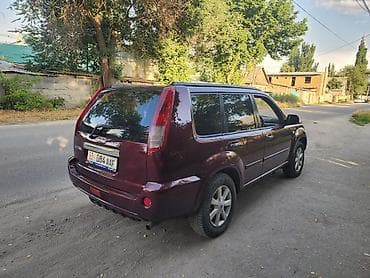 каропка жугили: Nissan X-Trail: 2004 г., 2 л, Автомат, Газ, Кроссовер — 2