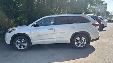 range rower: Toyota Highlander: 2019 г., 3.5 л, Автомат, Бензин, Кроссовер — 3