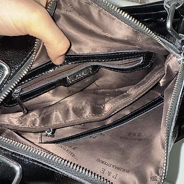 michael cors: Новая женская сумка из глянцевой чёрной экокожи. - Форма: мягкая, с — 4