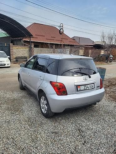 чехлы для авто: Toyota Ist: 2003 г., 1.3 л, Автомат, Бензин, Хэтчбэк — 9