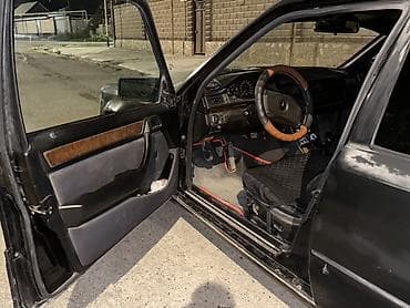 w124 дерево: Mercedes-Benz W124: 1990 г., 3 л, Механика, Дизель, Универсал — 5